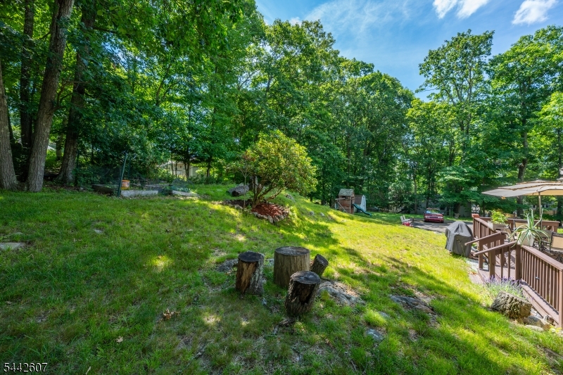 335 Elmira Trail Hopatcong NJ 07843
