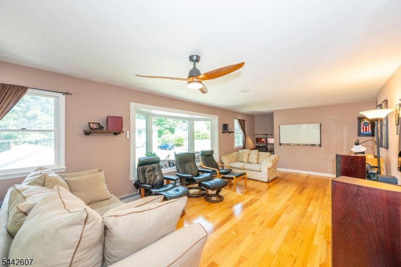335 Elmira Trail Hopatcong NJ 07843