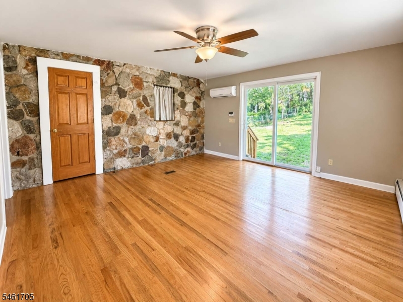22 Mohican Road Blairstown NJ 07825