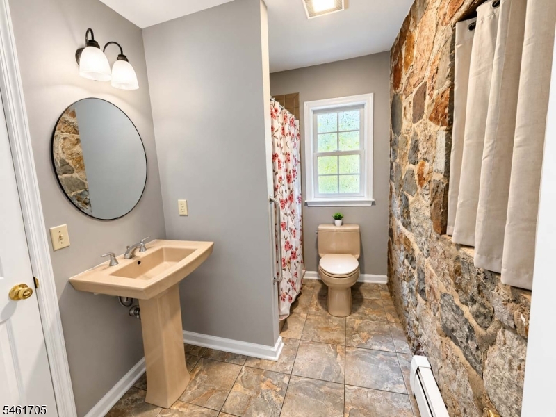 22 Mohican Road Blairstown NJ 07825