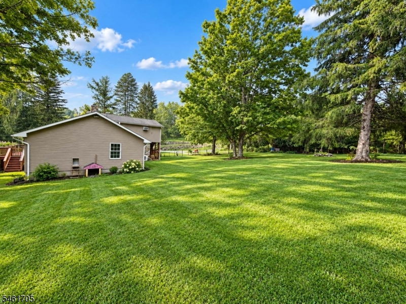 22 Mohican Road Blairstown NJ 07825