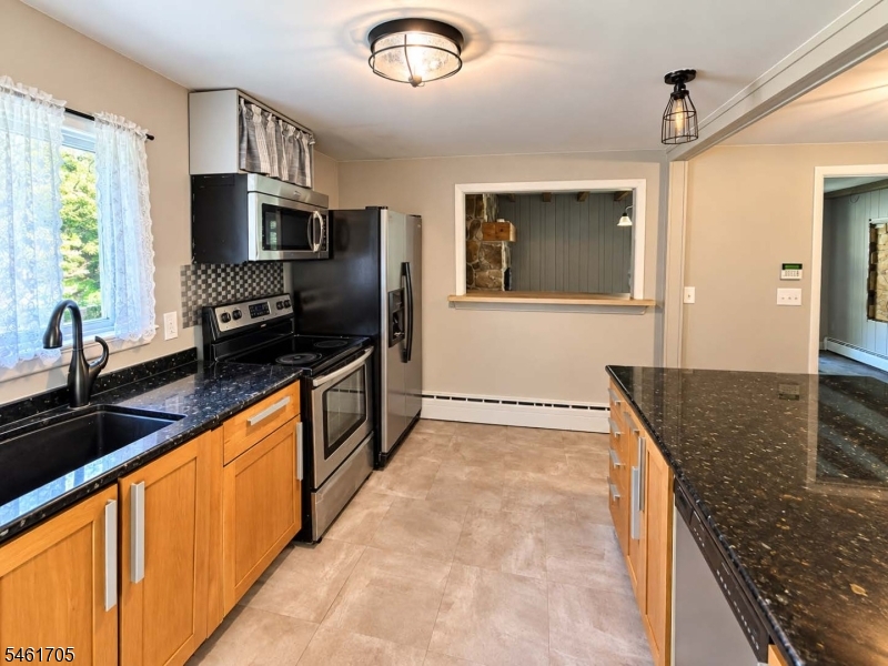 22 Mohican Road Blairstown NJ 07825