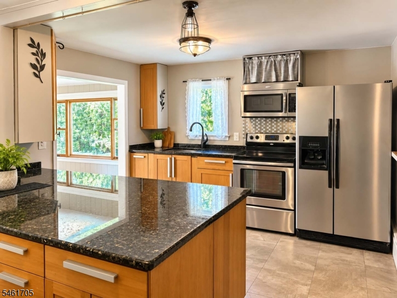 22 Mohican Road Blairstown NJ 07825