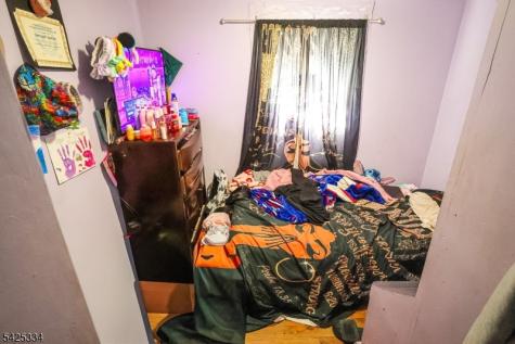 259 S 18th Street Newark NJ 07103