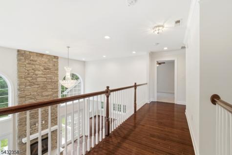 8 Fields Way Mount Olive NJ 07828