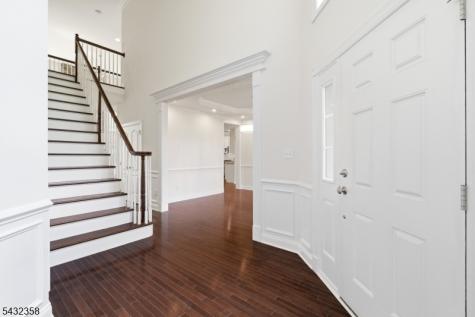 8 Fields Way Mount Olive NJ 07828