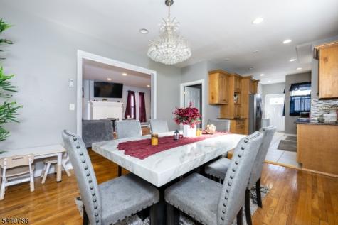 32 Newfield Street East Orange NJ 07017