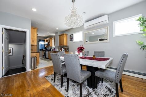 32 Newfield Street East Orange NJ 07017