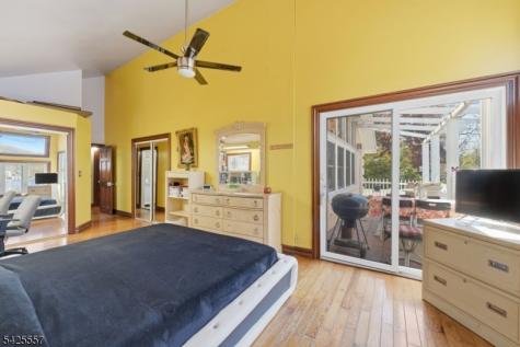 6 Oneida Avenue Hopatcong NJ 07843