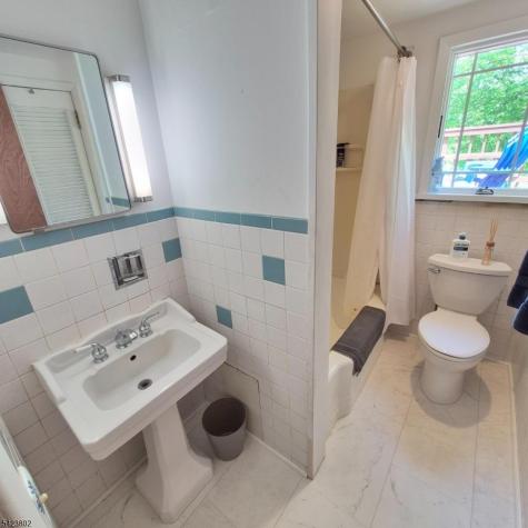 179 Hoffman Road Mansfield NJ 07865