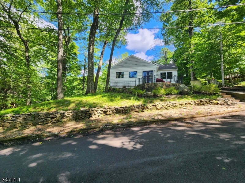 7 Raccoon Island Road Jefferson NJ 07849
