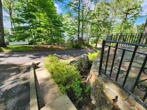 7 Raccoon Island Road Jefferson NJ 07849