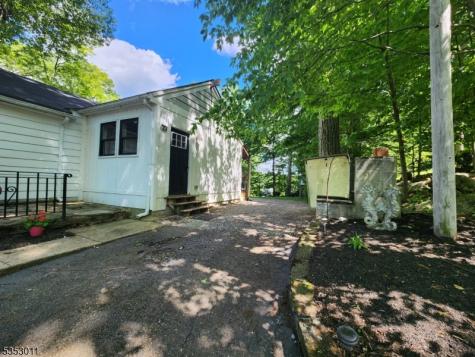 7 Raccoon Island Road Jefferson NJ 07849