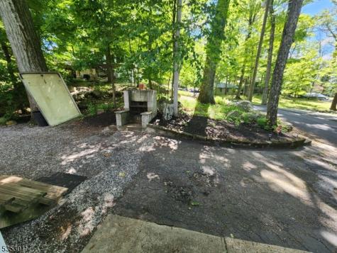 7 Raccoon Island Road Jefferson NJ 07849