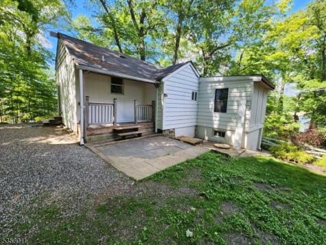 7 Raccoon Island Road Jefferson NJ 07849