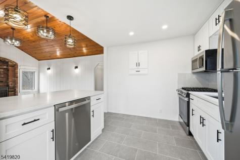 37 Blueberry Hill Greenwood Lake NJ 10925