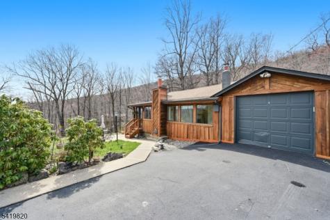 37 Blueberry Hill Greenwood Lake NJ 10925