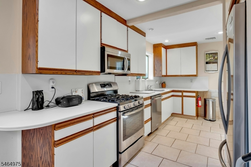 10 Overlook Terrace Bloomfield NJ 07003