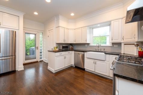 82 Oakland Road Maplewood NJ 07040