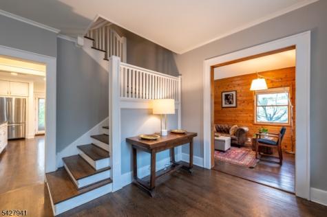 82 Oakland Road Maplewood NJ 07040