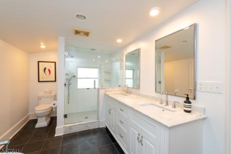 82 Oakland Road Maplewood NJ 07040