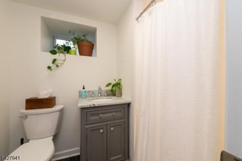 82 Oakland Road Maplewood NJ 07040