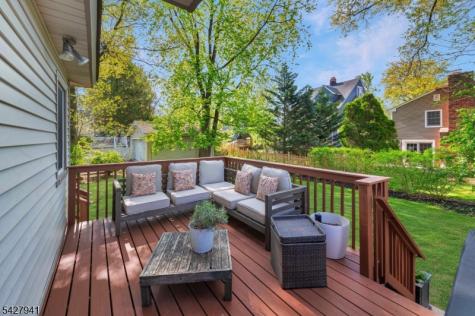 82 Oakland Road Maplewood NJ 07040
