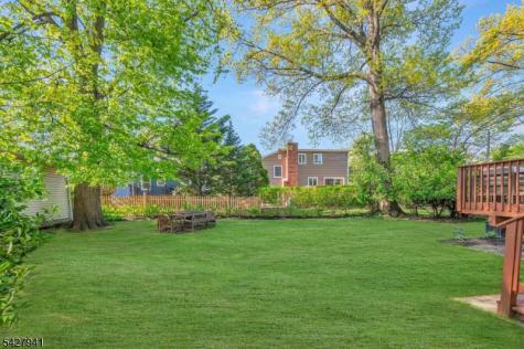 82 Oakland Road Maplewood NJ 07040