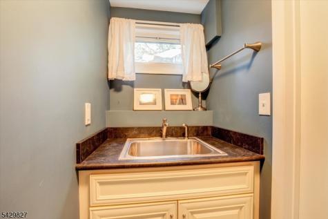 10 Ridge Way Fanwood NJ 07023
