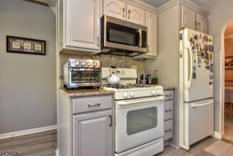 159 Overlook Avenue North Haledon NJ 07508