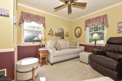 159 Overlook Avenue North Haledon NJ 07508