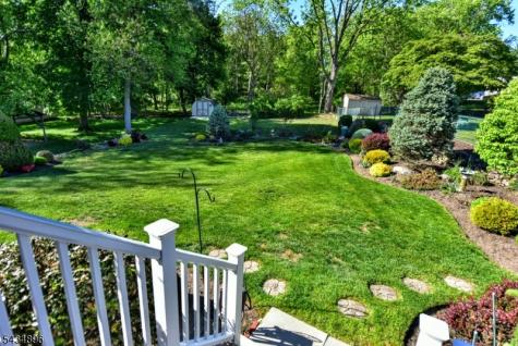 159 Overlook Avenue North Haledon NJ 07508