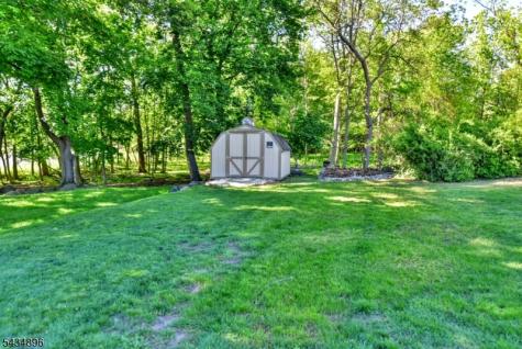 159 Overlook Avenue North Haledon NJ 07508
