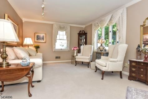 159 Overlook Avenue North Haledon NJ 07508