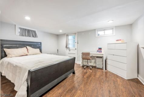 17 Canterbury Road Ringwood NJ 07456