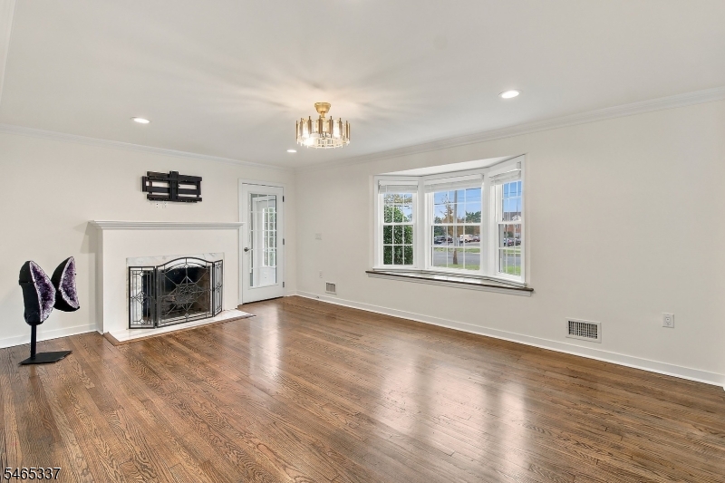 90 Hillside Avenue Springfield NJ 07081