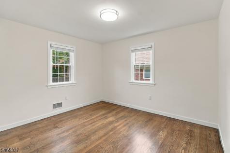 90 Hillside Avenue Springfield NJ 07081