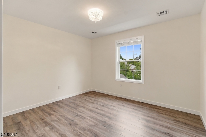 90 Hillside Avenue Springfield NJ 07081