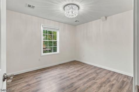 90 Hillside Avenue Springfield NJ 07081