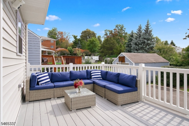 90 Hillside Avenue Springfield NJ 07081