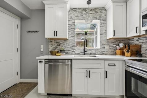 5 N Rose Lane Mount Olive NJ 07828