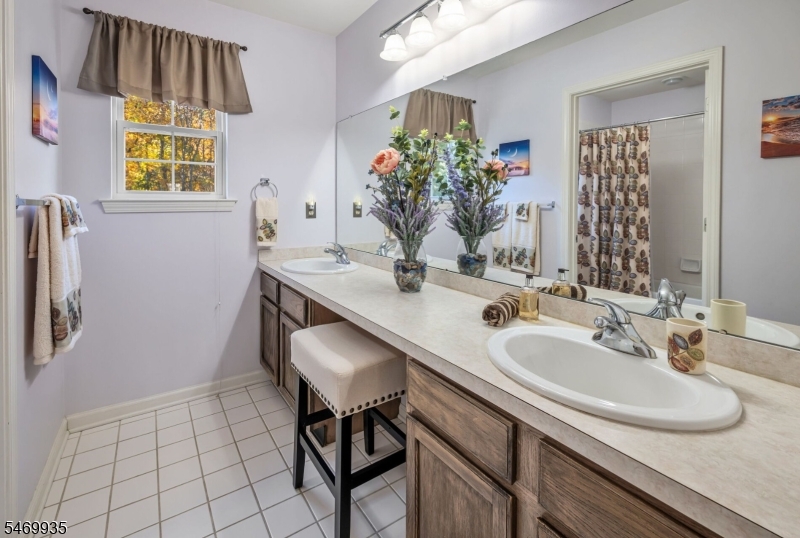 21 Winding Ridge Road Jefferson NJ 07849