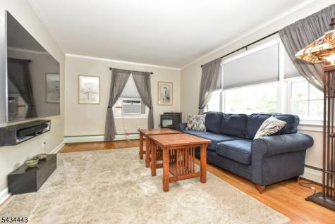 40 Poplar Grove Terrace West Milford NJ 07480
