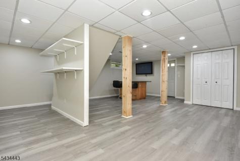 40 Poplar Grove Terrace West Milford NJ 07480