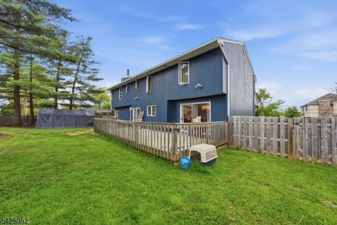 121 W Hill Road Woodbridge NJ 07067