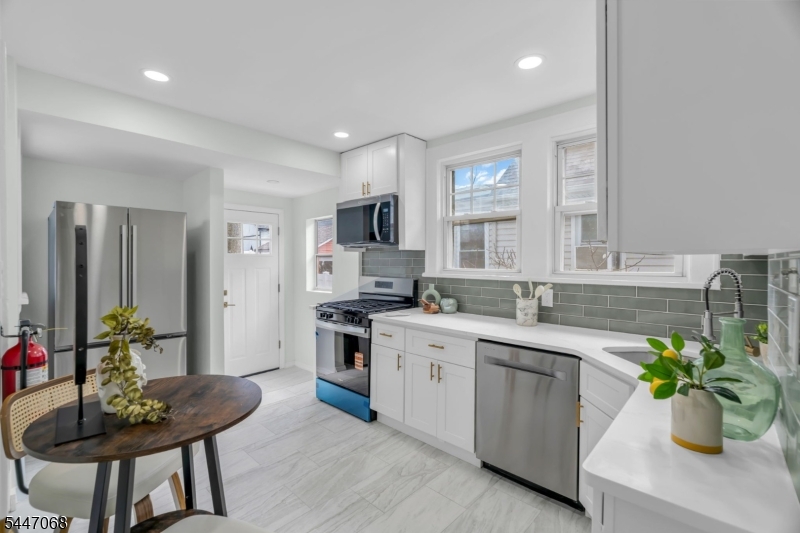 1573 Wyndmoor Avenue Hillside NJ 07205