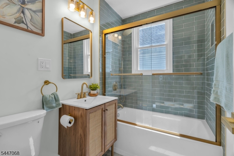 1573 Wyndmoor Avenue Hillside NJ 07205