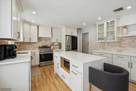 5 Summit Avenue Mount Olive NJ 07828
