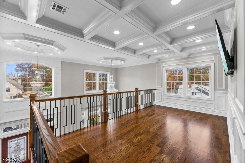 45 Dietrich Lane North Haledon NJ 07508