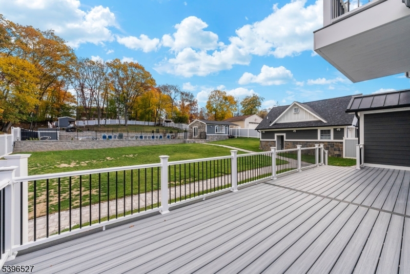 45 Dietrich Lane North Haledon NJ 07508